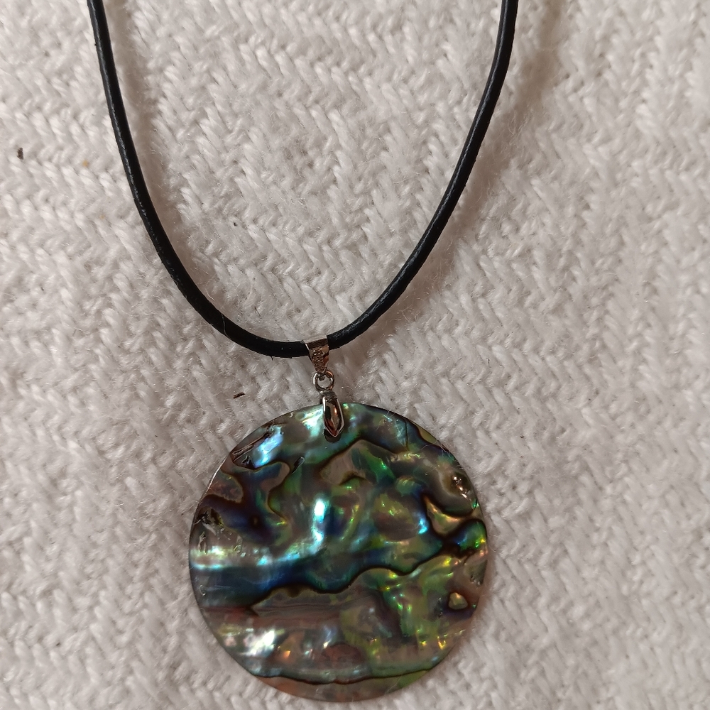 Green and Blue  Pendant Necklace - Picture 2 of 4